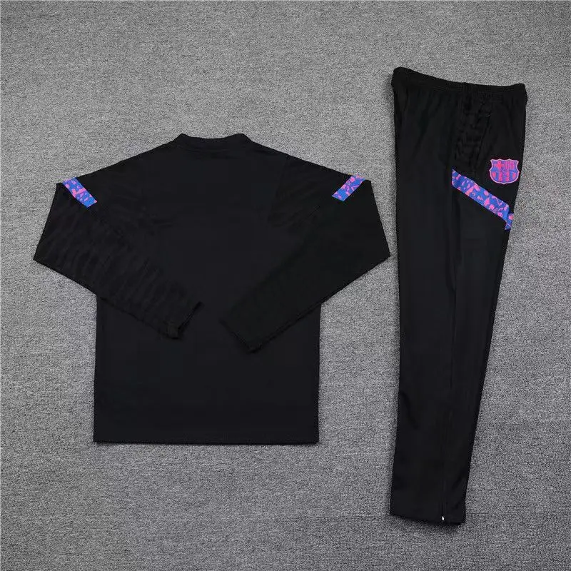 Barcelona Quarter Zip Black Tracksuit Kit 11 - Image 2